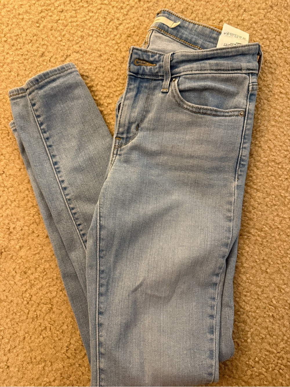 Levi’s 711 Women's Skinny Jeans